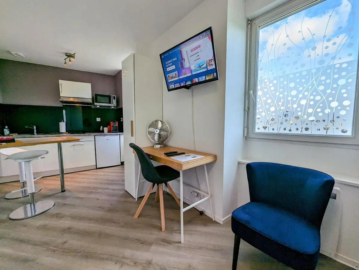 Concept Appart'Hotel - 201 Saint-Brieuc 0*,  Francja